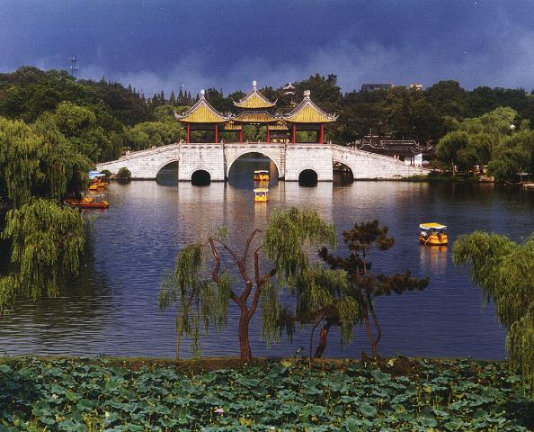 Yangzhou, Wuting Bridge